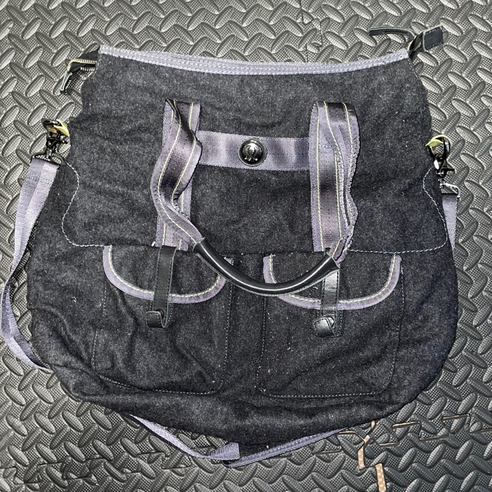Lululemon gym bag